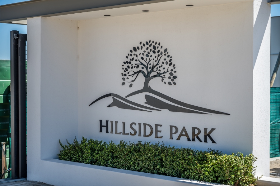 2 Bedroom Property for Sale in Heiderand Western Cape